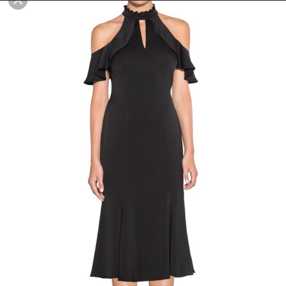 Flattering and beautiful black Shoshanna dress